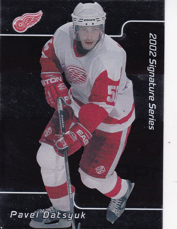 Pavel Datsyuk 2001-02 Be A Player Signature Series Rookie card #233