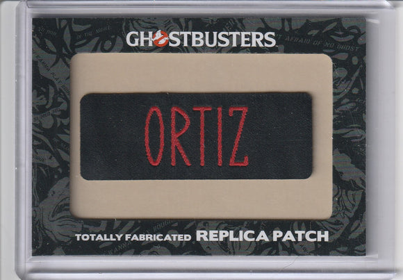 2016 Cryptozoic Ghostbusters Ortiz Replica Patch card H6